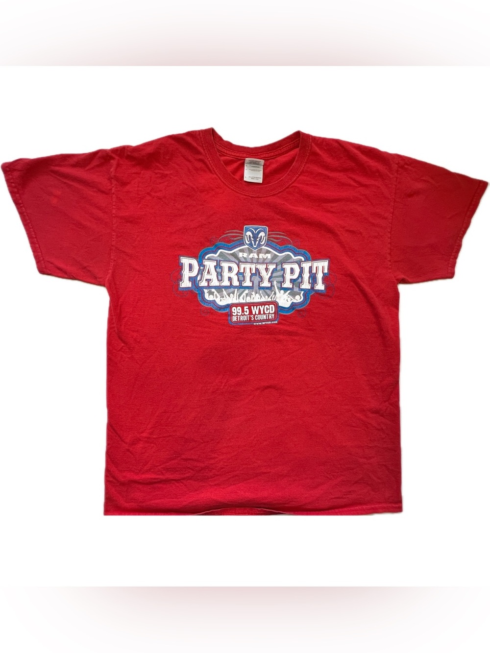 Gildan Red 99.5 WYCD Detroits Country Radio Ram Party Pit Promo Graphic Tee